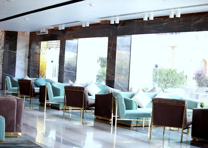 Marina Resort 4*