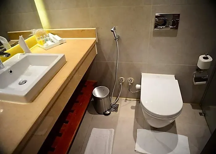 Marina Resort 4*